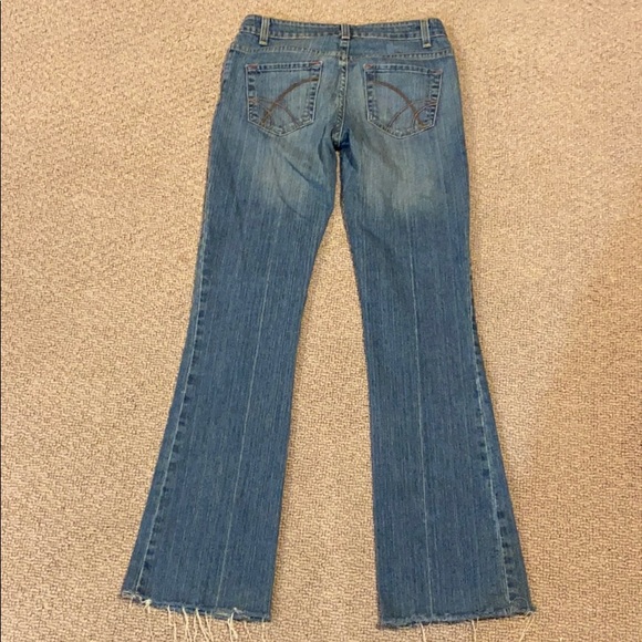 Low Rise JLO Jeans - Picture 3 of 3